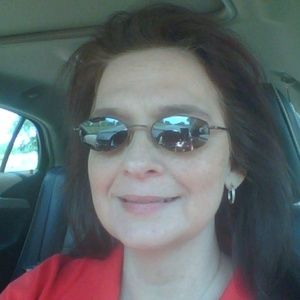 Meet your Posher, Lou ann